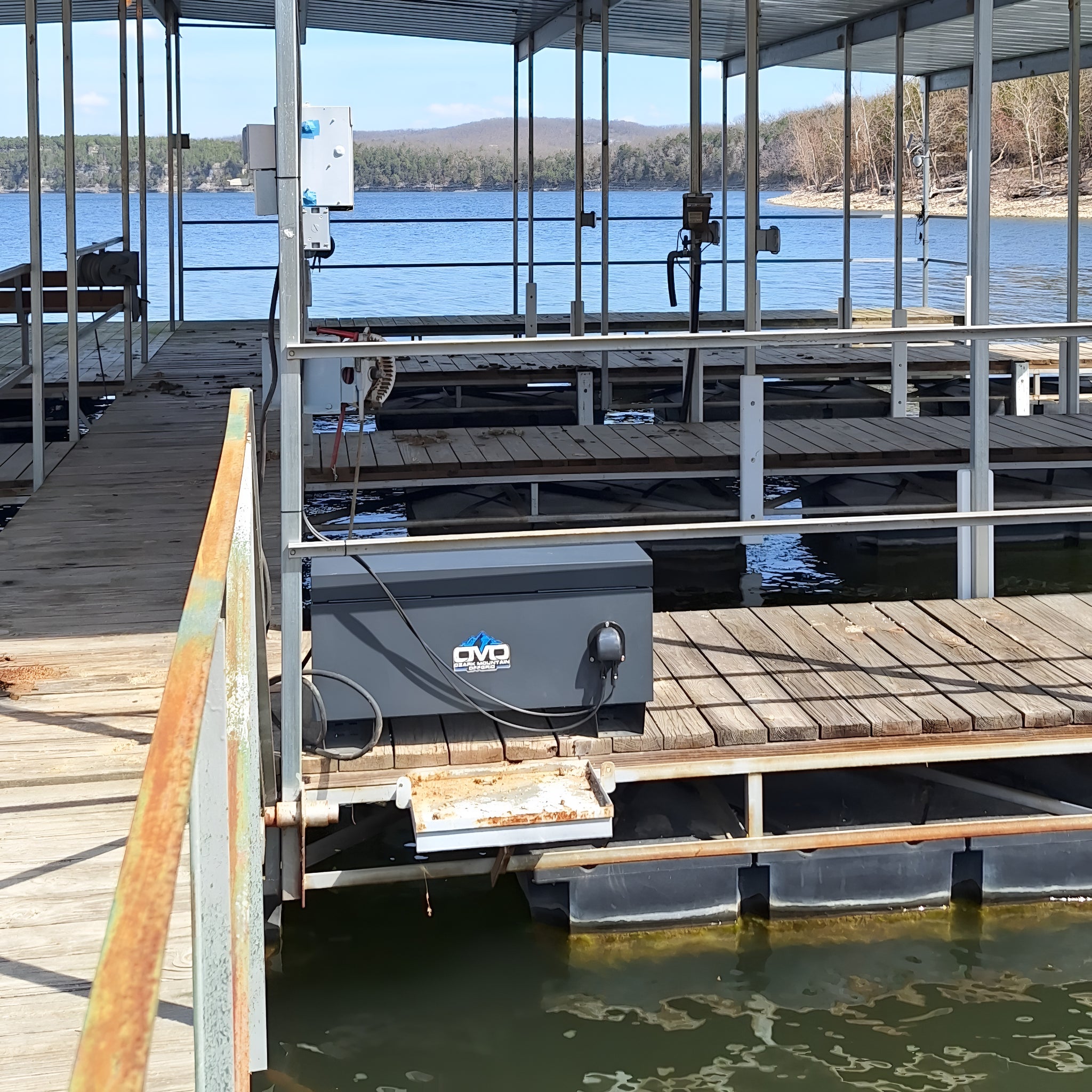 2.2KW Boat Dock Offgrid Solar Kit - Portable with Plug and Play Connections