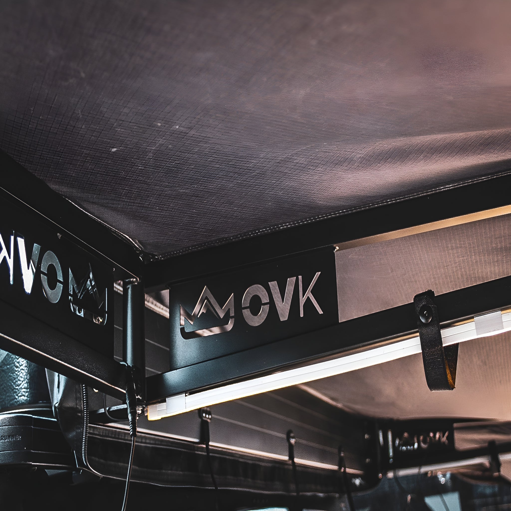 OVK 180 Awning Gen 2 w/wc lights