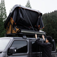 Load image into Gallery viewer, Naturnest Sirius 3 Premium 2XL 3-Person Clamshell Roof Top Tent (SAK62917)