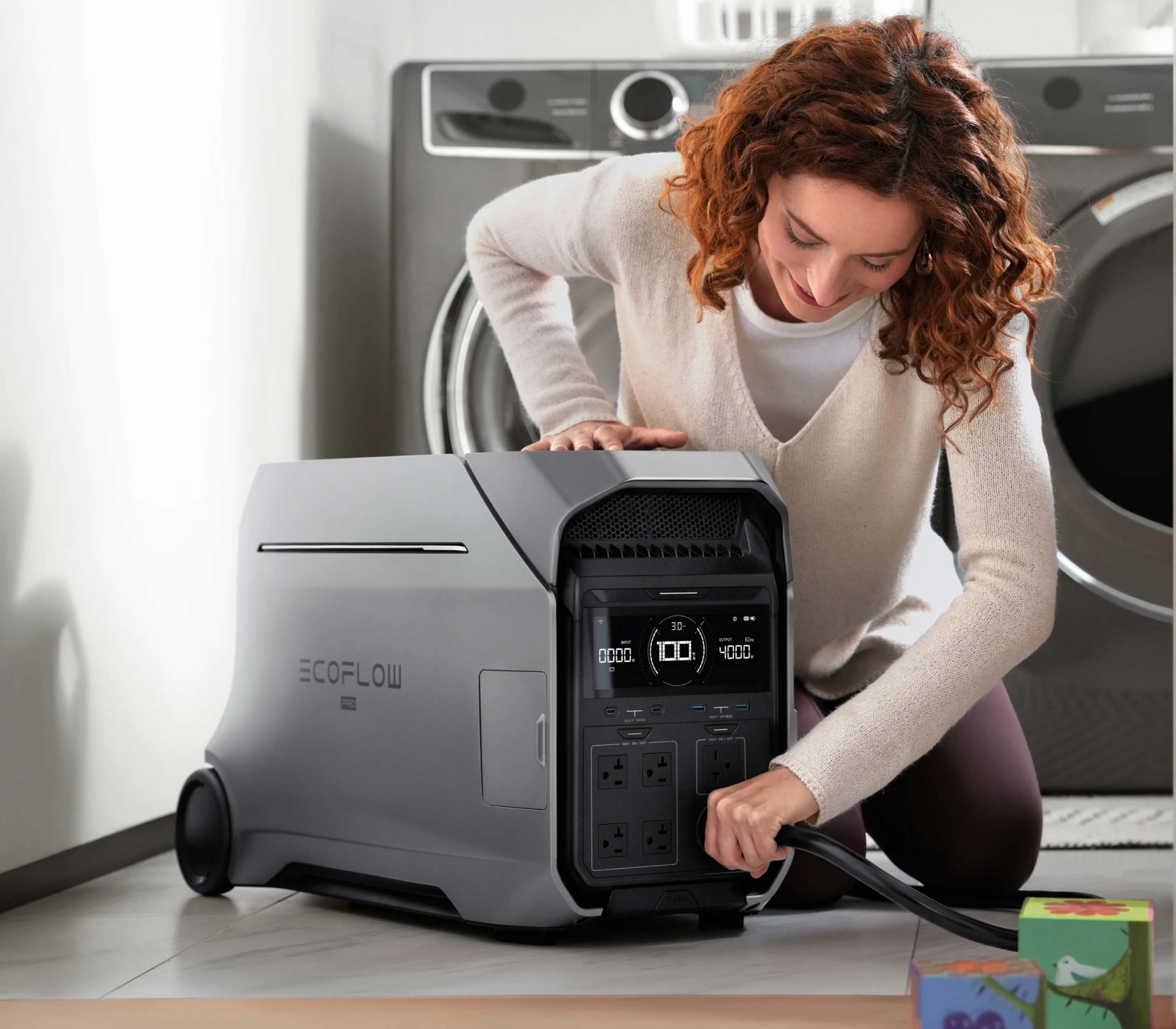 EcoFlow DELTA PRO 3 - 4000 Watt Solar Generator / 4000wH Lithium Storage / 2200w Solar Complete Offgrid Kit