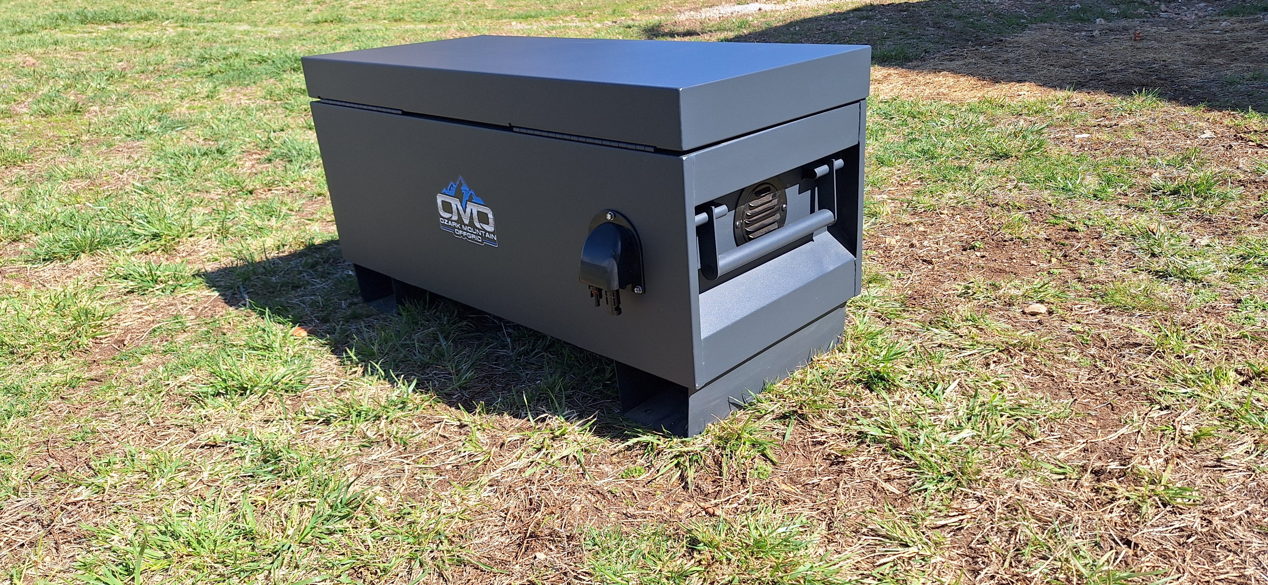 1.1KW Boat Dock Offgrid Solar Kit - Portable with Plug and Play Connections